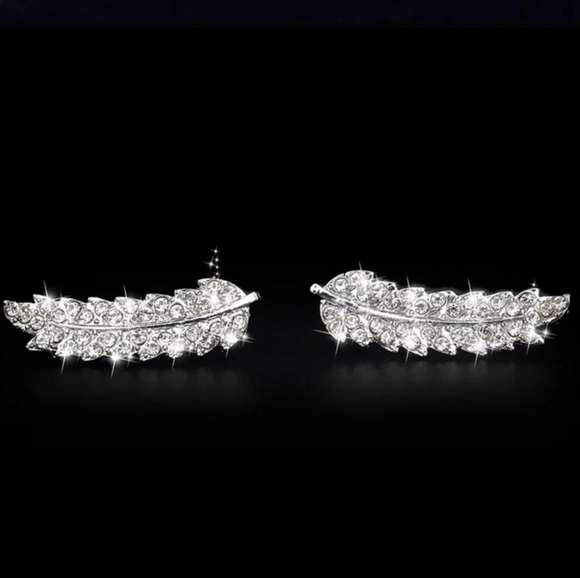 💖Beautiful Rhinestone Feathers/Leafy Earings - Picture 4 of 8